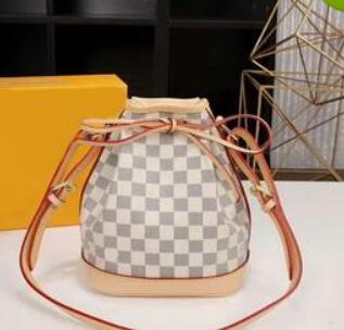 2018 The new famous brand design woman single women shoulder bag bag bucket M40817