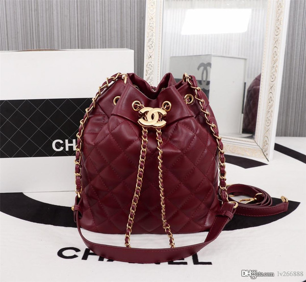 Fashion high-end luxury ladies shoulder bucket bucket bag plaid leather designer bag wine red black number: 8171.