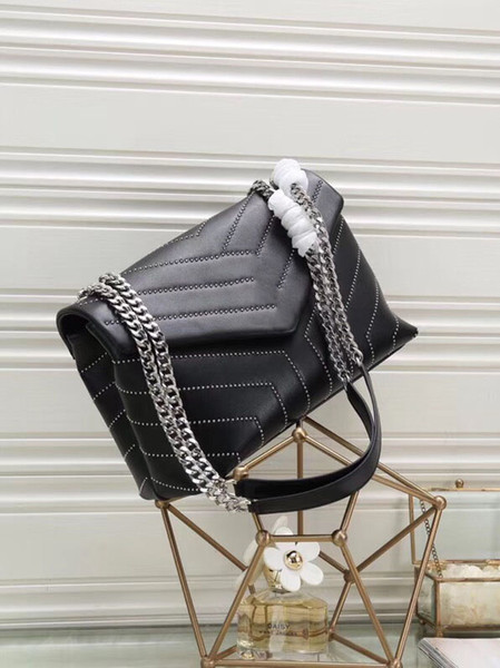 Luxury Brand Bag Women Handbags Fashion 2018 New Design Chevron Bag Top Quality Real Cow Leather Chains Bag Free Shipping good pice