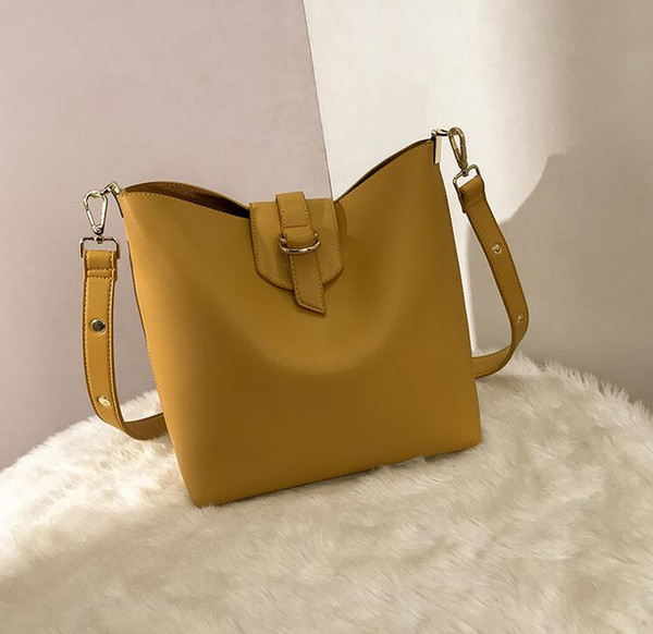 2019 Women bag with Colorful Strap Bucket Bag Women PU Leather Shoulder Bags Brand Designer Ladies Crossbody messenger