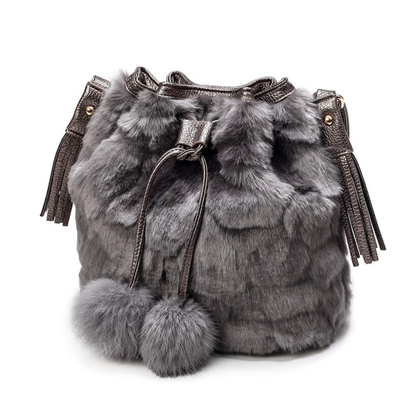 Plush handbag bucket bag autumn and winter new fashion women cute wild shoulder Messenger bag