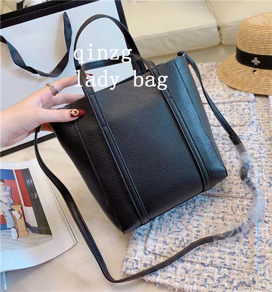 2019 Classic Designer Handbag Totes Shoulder Bag Women Crossbody Purse Handbags Canvas Shopping Messenger Clutch Bags large capacity handbag