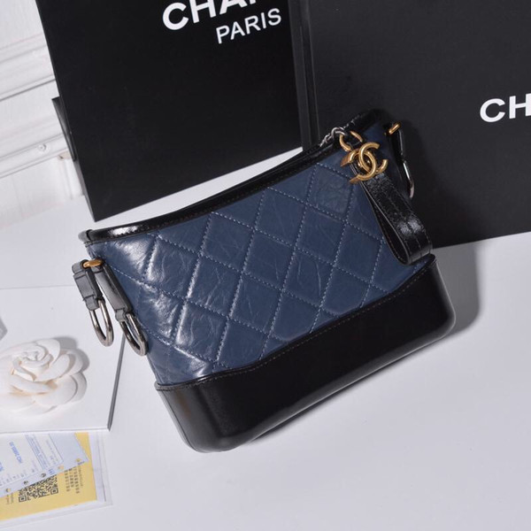 Street bag 2019 popular X045, fashion style, single shoulder bag, women's bag, chain bag, transverse body bag size: 20*15*8 cm