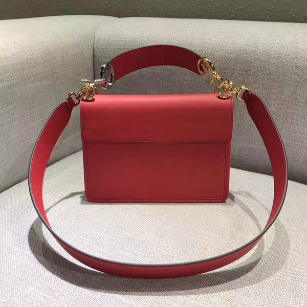 7025Brand new Women Letter Messenger Bag Shoulder Bag fashion chain bag women small package purse with Free shipping #1388 shoulder bags for