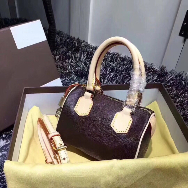 2019Resources pillow bag hand battotes cross body messenger shoulder bags fashionable classic popular women bag luxury packaging high