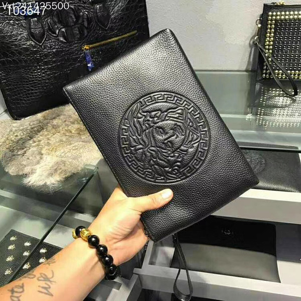 brand fashion Designer Men Clutch bags Designer Luxury Handbags Leather Soft and Sturdy Mens Small Business Clutch Bag 28X18X2cm 103647