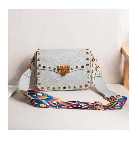 2019 Women Bag Rivet Square Handbag Colorized Zipper Hasp Messenger Bags Female Multifunctional High-capacity Bag