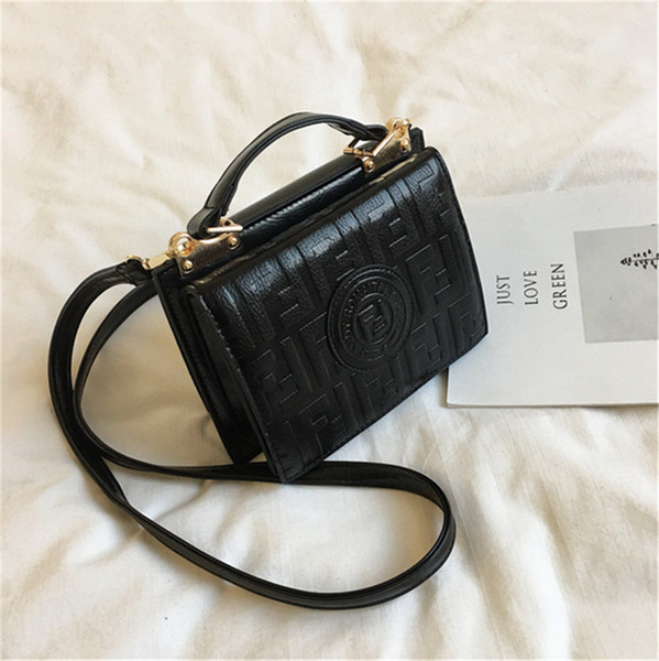 Women 's Shoulder Bags 2019 Leather Waist Bag Bolsa Feminina