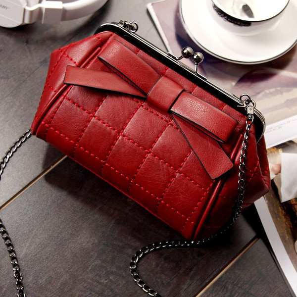 The butterfly Shoulder bags women small messenger bags design handbag female crossbody bag For a girl 3 colors to choose from