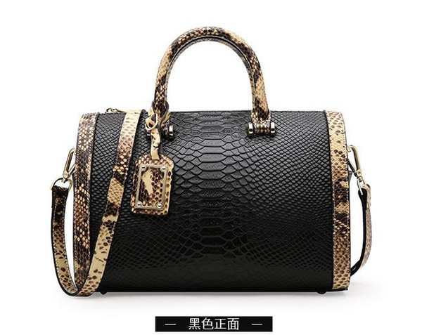 Boston lady's bag with snake pattern, one shoulder, hand-held and oblique wrapped lady's bag