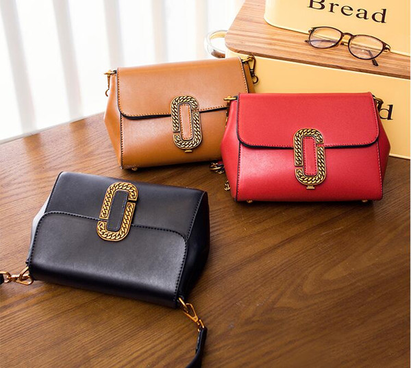 Newly fashio style brand new Ladies bag 2018 winter new shoulder strap small square bag retro personality shoulder Messenger bag chain