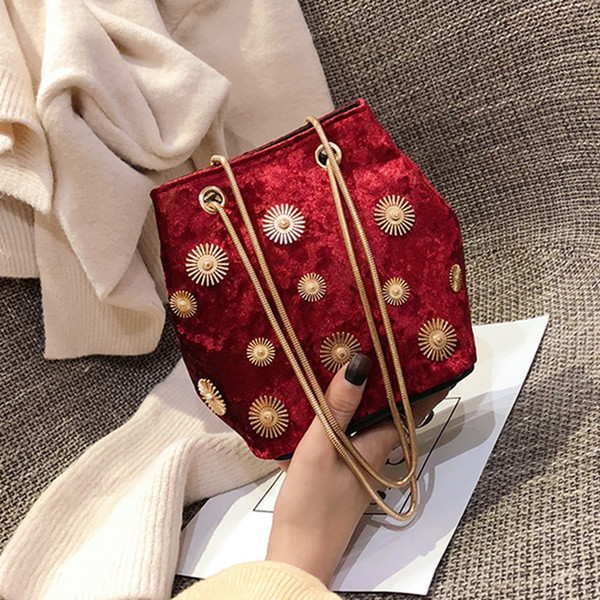 Handbags Women Bags Designer Shoulder Bags Velvet Messenger Bag Chain Small Crossbody Bags For Women 2019 Bolsa Feminina