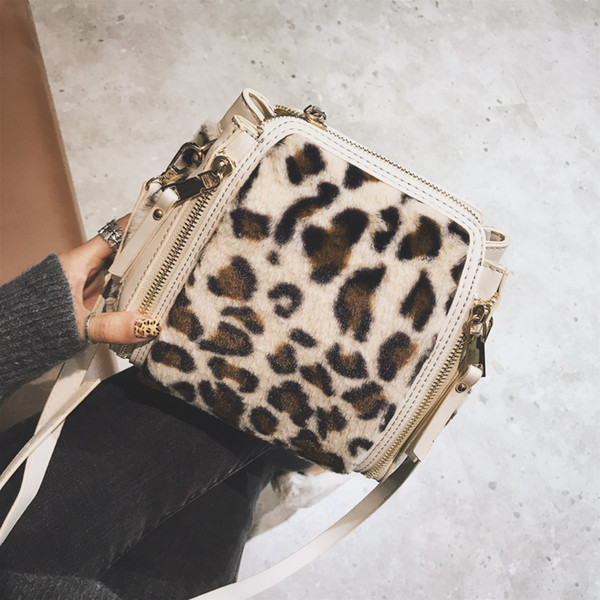 Women Winter Faux Fur Shoulder Bag Fashion Handbag Lady Leopard Print Handbags Female Party Small Girls Tote Bag Christmas Gift