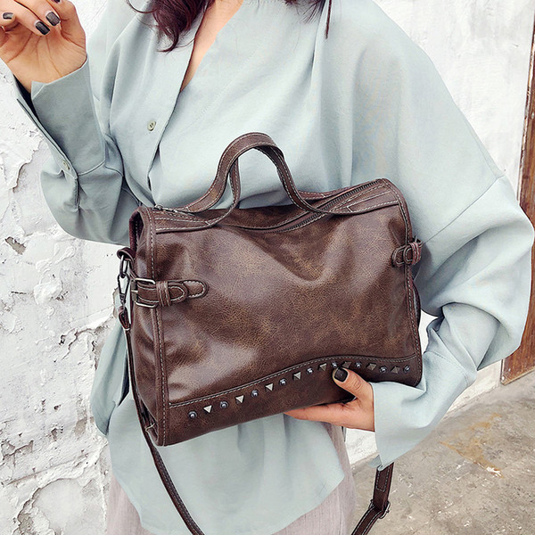 High Quality Rivet Big Handbag Women 2019 High Capacity Shoulde Bags Female Crossbody Bag Soft Pu Leather Messenger Bag Winter