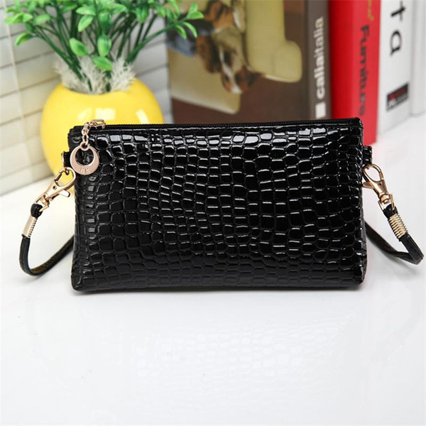 2019 New Mini Crocodile Stone Pattern Women Messenger Bag Young Lady Small Flap Shoulder Bag Girls Crossbody Phone