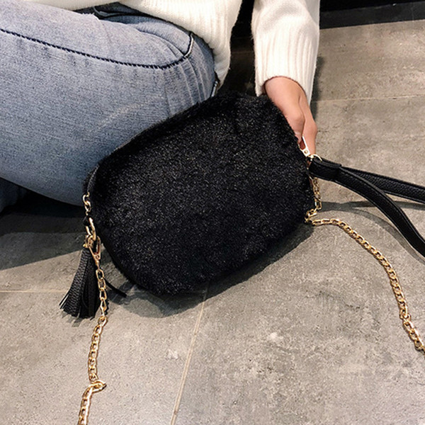 2019 Winter Soft Faux Fur Bag Small Fashion Women Fur Crossbody Bag Warm Plush Handbag Ladies Shoulder Bag Messenger