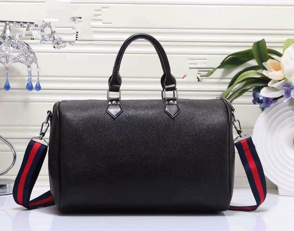 Top Quality Signed Shoulder Bags Fashion Brand Female Chain Tassel Solid Handbags PU Leather Flap Totes Crossbody Bags