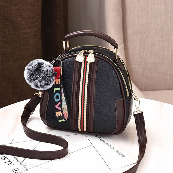 Women bag New Handbag Ladies Fashion Small Fragrant Wind Fashion Handbag Messenger packages fragrance package single shoulder slanting bag