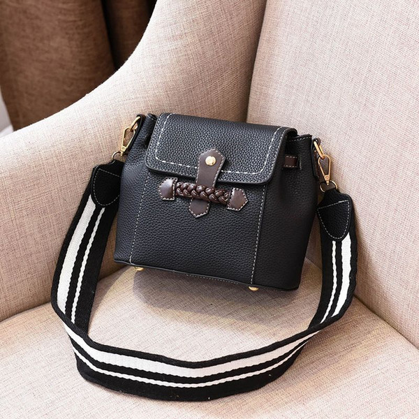 MU LANG In 2018 the new wave girl bag fresh and small fragrance wind fashion single shoulder slanting small bag