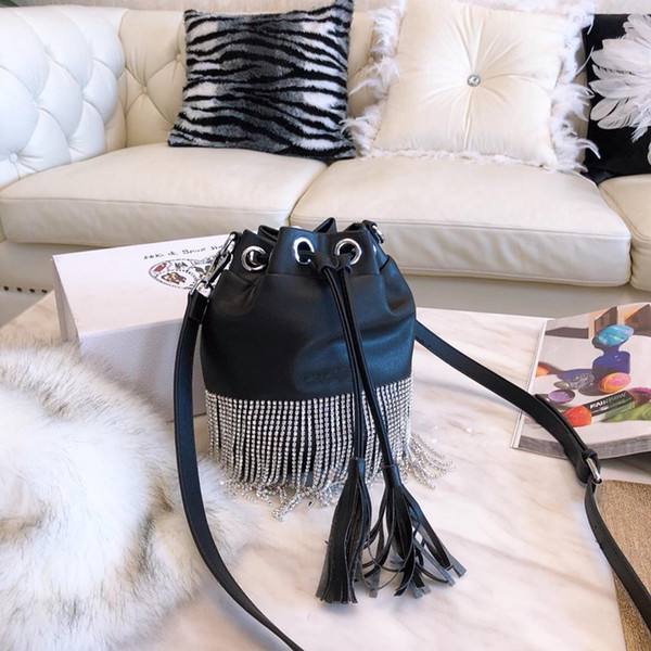 2019 New Brand Fashion Girls Tassel Crossbody Bags Handbags High Quality Shoulder Bag Bucket Drawstring Bag