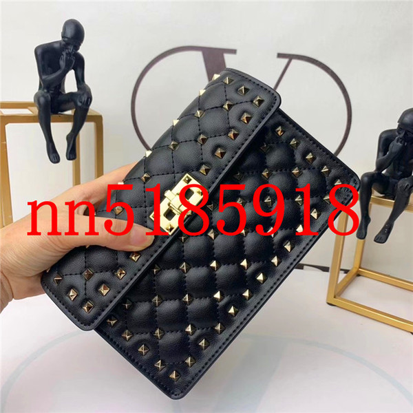 2019 latest starry calfskin production, super heavy work all hand nailed summer essential size 20*13*5CM