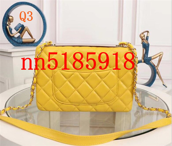 European and American fashion handbag 2019 latest leather handbag, multi-function flap bag, built-in double compartment size 26*17.5*6CM