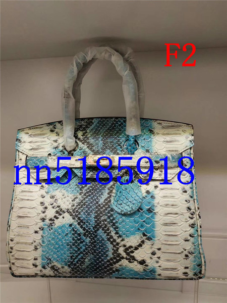 2019 new handbag female snakeskin soft leather female shoulder bag Europe and the United States classic size 30CM free shipping