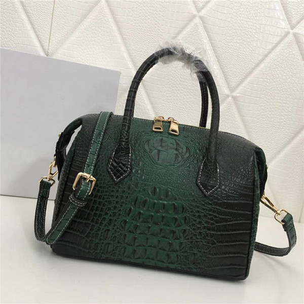 Premium leather 2019 color crocodile leather shoulder bag size: 28X21X14CM female hot sale free shipping