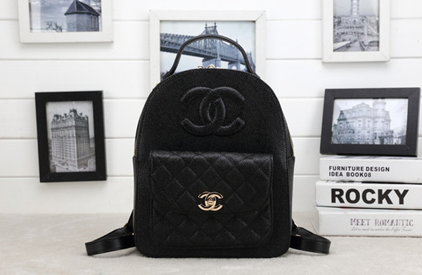 4A quality Free shipping 2019 Luxury women backpack men bag Famous school bag designers men's back pack women's travel bag backpack