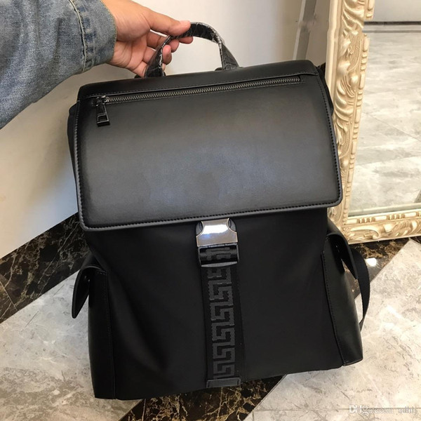 New simple and versatile shoulder bag 2019 new designer bag one-to-one production of top quality material high-end luxury black number: 335-