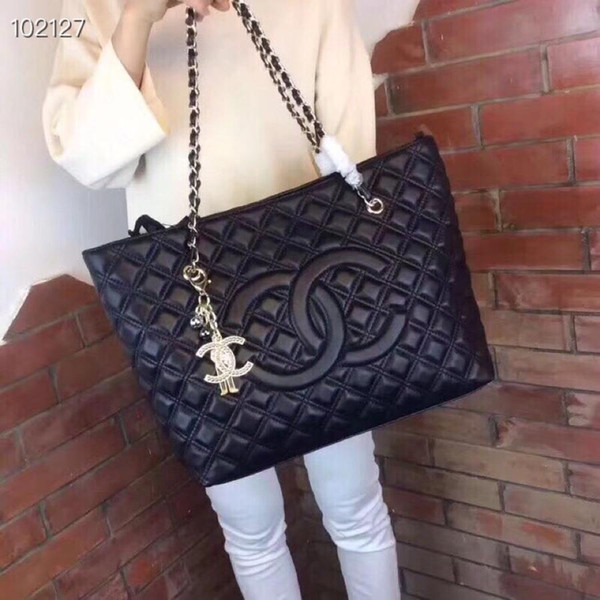 2019 new womens fashion large capacity tote bag shopping bag classic style fashion trend free delivery