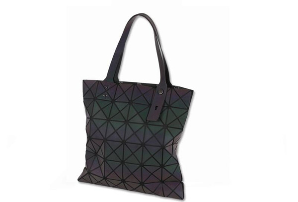 2019 New Women's Bag Wild Tide Geometric Rhombic Luminous Matte Shoulder Bag Fashion Handbag Folding Shopping Bag