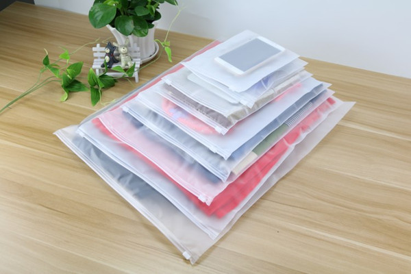 Wide Different Sizes Zip lock Zipper Top frosted plastic bags for clothing, T-Shirt , Skirt Packaging Bag