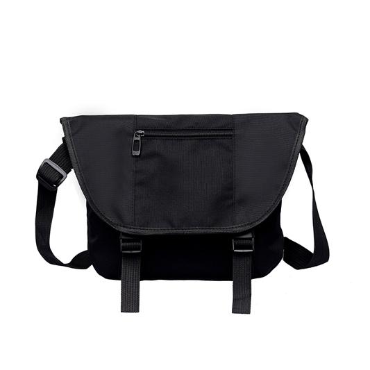 The Hottest Designer Trend Shoulder Bag Men and Women Fashion Sports Shoulder Bags Outdoor Casual Wild Messenger Bag Free Shipping