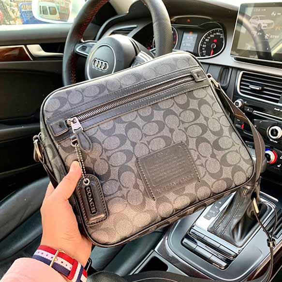 high quality Hot Designer Mens Bag Limited Edition One Shoulder Messenger Bags Fashion Business Classic Style Mens Bag L190421-4