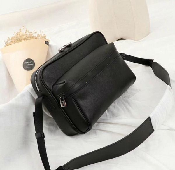 2018 New Arrival Men Designer Bags Messenger Famous Fashion Solid Color Pu Leather