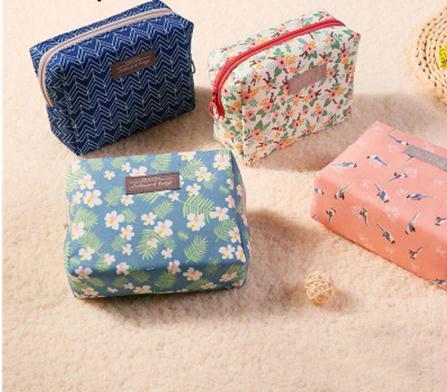 Fashion Portable Mini Purse Travel Wash Bag Women Toiletry Sweet Floral Cosmetic Organizer Beauty Pouch Kit Makeup Pouch