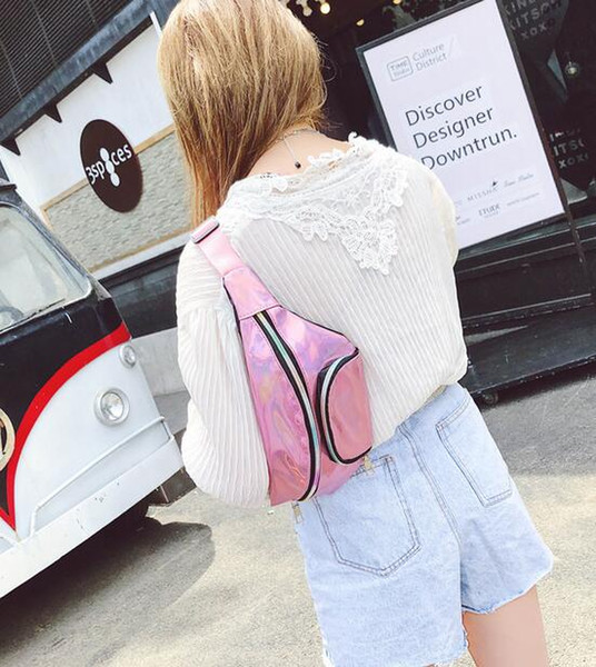 2019 laser pockets fashion personality handbags Korean version of the trend of street fashion small bags wild fashion pockets m1