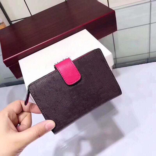 Hot selling women's short wallet, small, delicate and lovely, with multi-layer card slot inside, can be tiled with RMB.