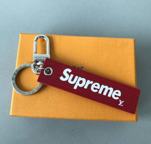 Wholesale New Business Keychain Red Leather Zinc Alloy Keychain Car Keychain Horseshoe Buckle Luxury Gift Customization NO BOX