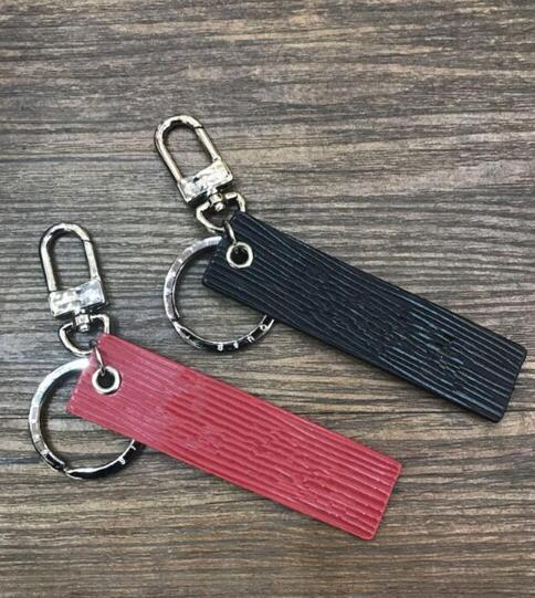 Fancy&Fantasy New Business Keychain red Leather Zinc Alloy Key Chain Car Key Ring Horseshoe Buckle Luxury Gifts Customized