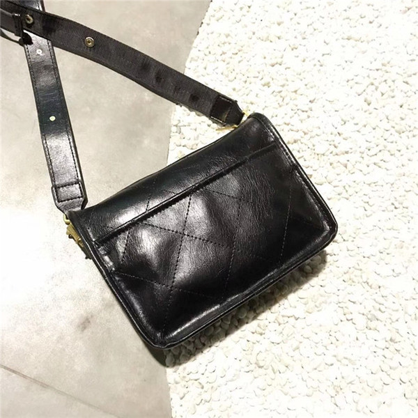 Fashion 2019 new fashion slung shoulder bag wild simple handbag free shipping