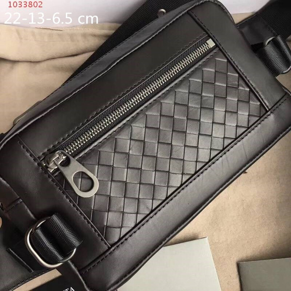 High-end customized luxury leather Inclined shoulder bag Whole cowhide stitching design Stylish men's Inclined shoulder bag