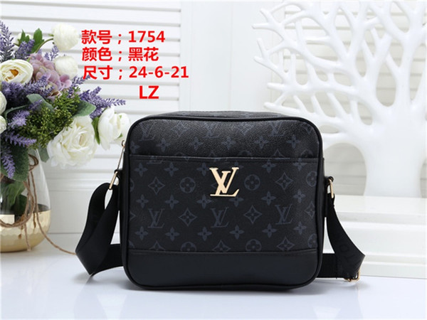 Famous Brand Logo DISTRICT Shoulder Bags Men's Designer Business Briefcase Messenger Bags Totes Man Handbags Luxury Clutch Totes