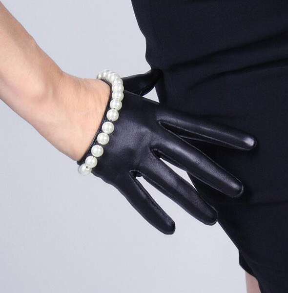 Women'a natural sheepskin leather solid black driving glove lady's fashion pearl beaded genuine leather motorcycle glove R618