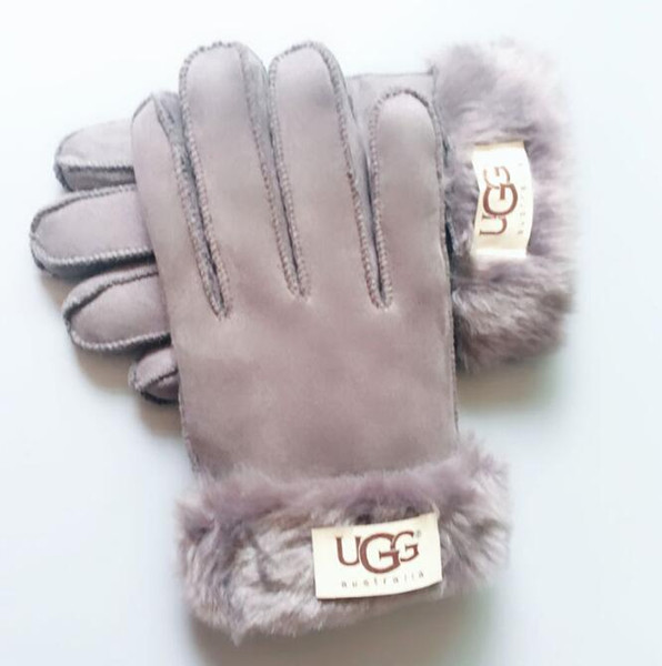 Design Women's Gloves for Winter and Autumn Cashmere Mittens Gloves with Lovely Fur Ball Outdoor sport warm Winter Gloves G5389