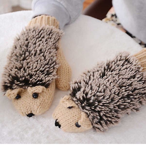 2017 New Winter Gloves for Women Full Fingers Knit Gloves Hedgehog Heated Villus Mittens 9 Colors Novelty Cartoon Mitaine