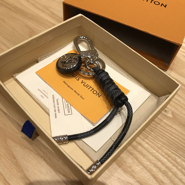 2019 Fashion keychain classic unisex key chain real leather with stainless steel keychain keyring in white gold with black with box L810