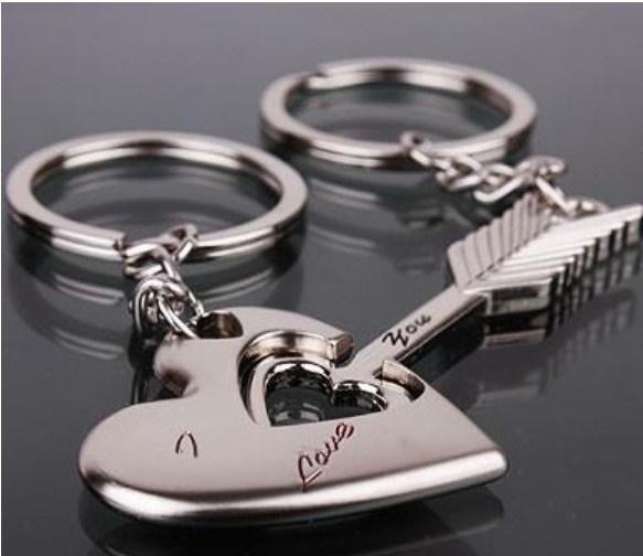 Hot Sale Zinc Alloy Silver Plated Lovers Gift Couple Heart Keychain Fashion Keyring Key Fob Creative Key Chain