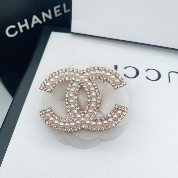 100% high-end imported diamond brooch luxury crystal brooch ladies fashion brooch men and women jewelry pin